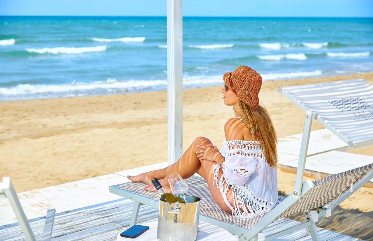 Paestum Inn Beach Resort エクステリア 写真