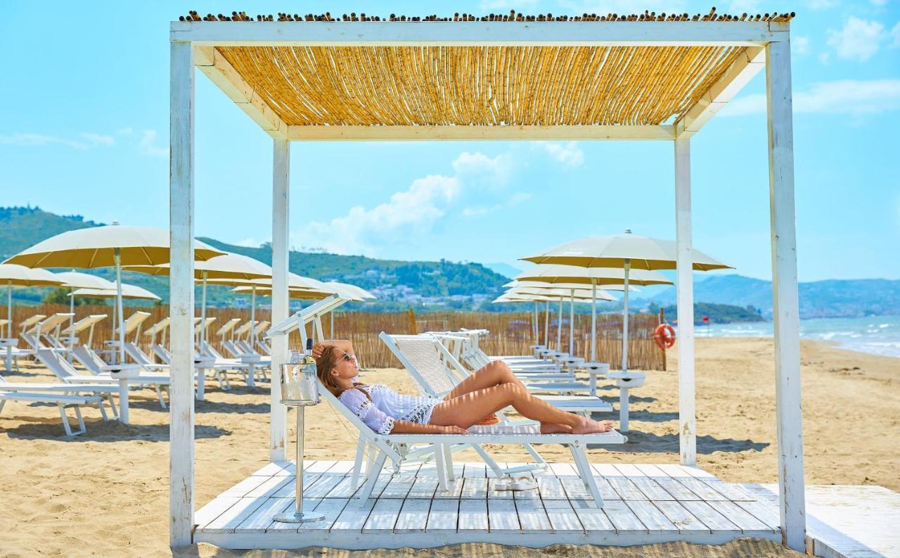 Paestum Inn Beach Resort エクステリア 写真