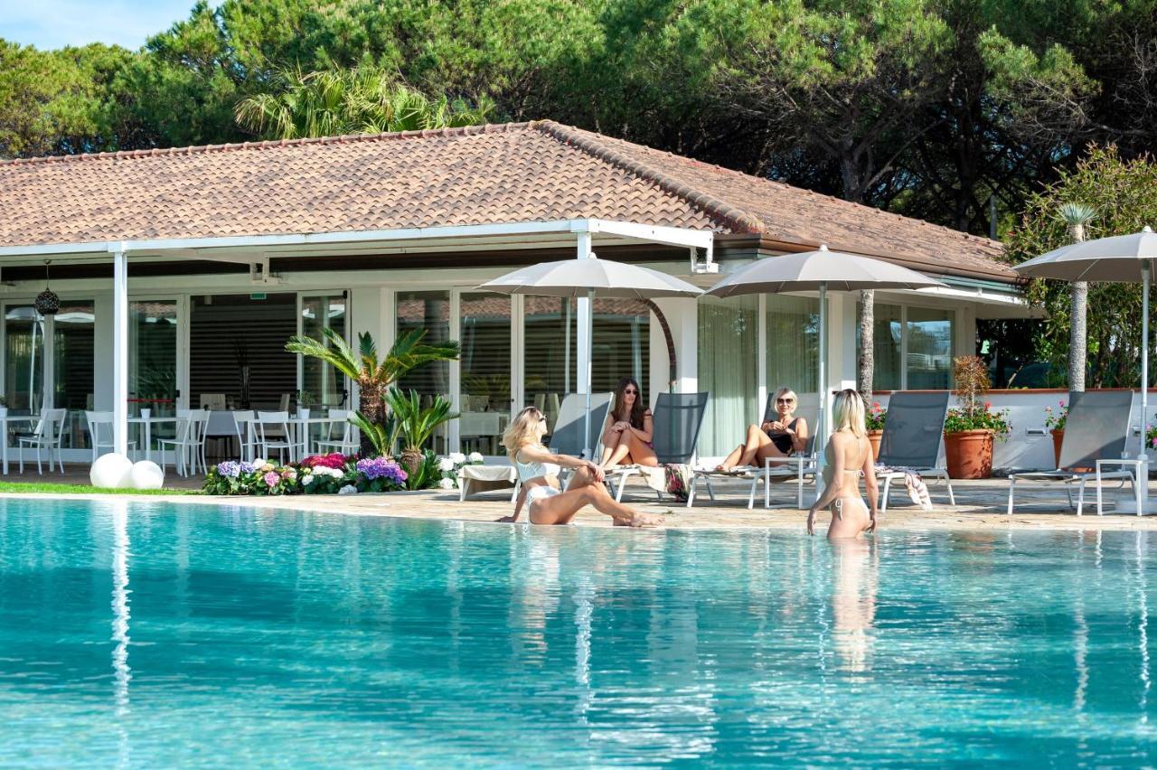 Paestum Inn Beach Resort エクステリア 写真