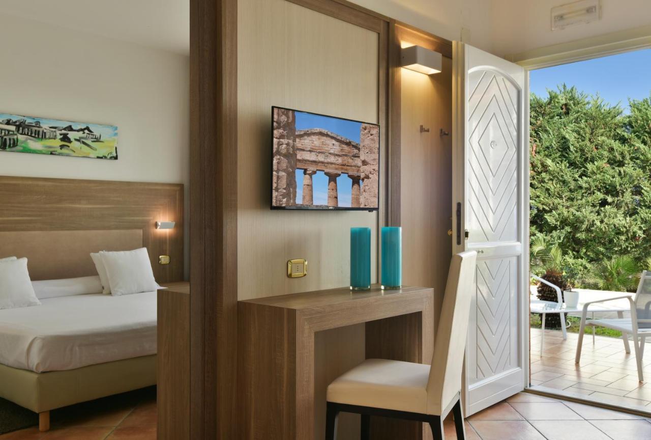 Paestum Inn Beach Resort エクステリア 写真