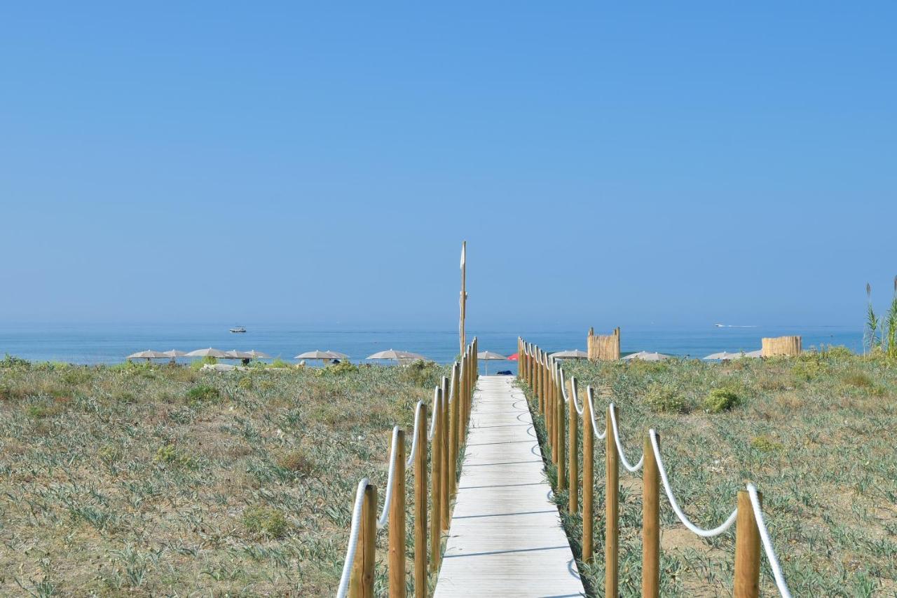 Paestum Inn Beach Resort エクステリア 写真