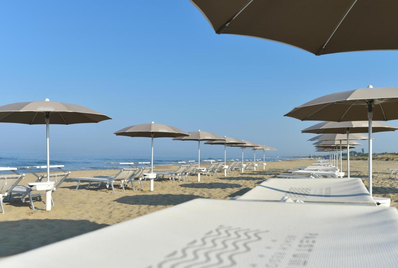 Paestum Inn Beach Resort エクステリア 写真